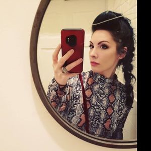 Meet your Posher, Christine